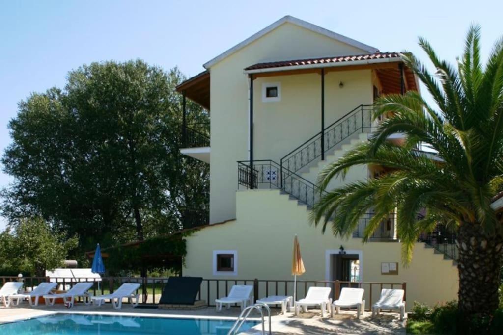 Margarita-Fondas Apartments Рода Экстерьер фото